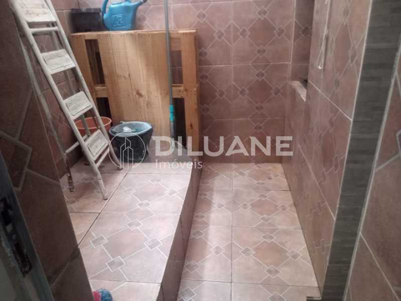 Casa de Vila à venda com 2 quartos, 100m² - Foto 15