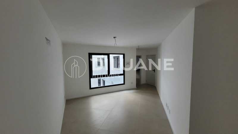 Apartamento à venda com 2 quartos, 76m² - Foto 3