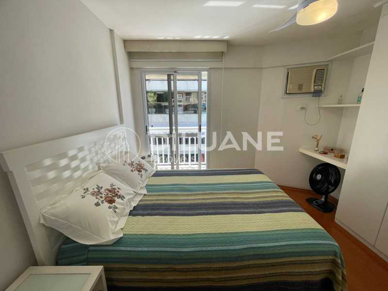 Apartamento à venda com 2 quartos, 79m² - Foto 9