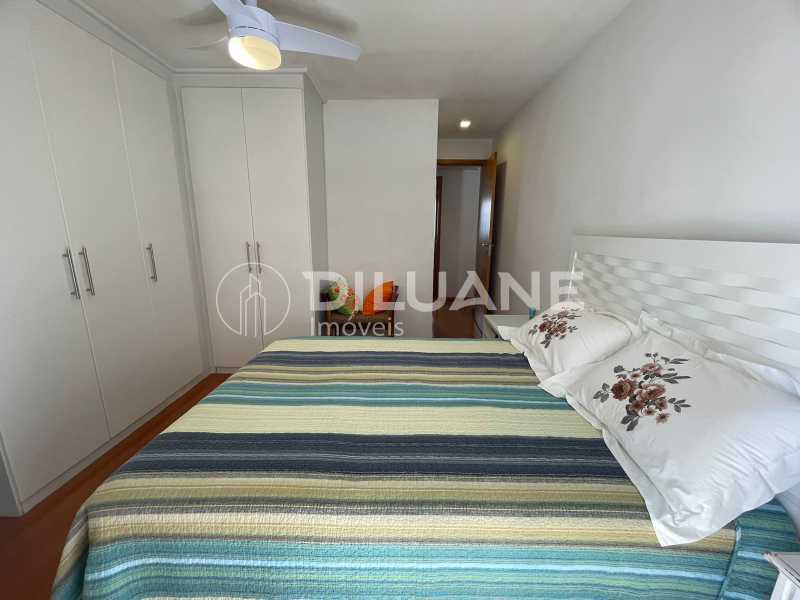 Apartamento à venda com 2 quartos, 79m² - Foto 10