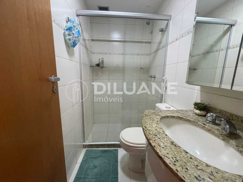 Apartamento à venda com 2 quartos, 79m² - Foto 24