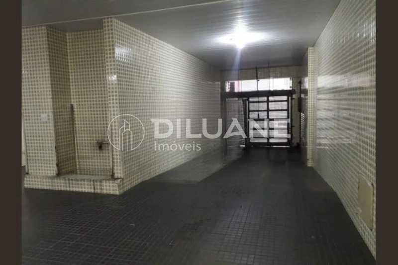 Apartamento à venda com 3 quartos, 160m² - Foto 27