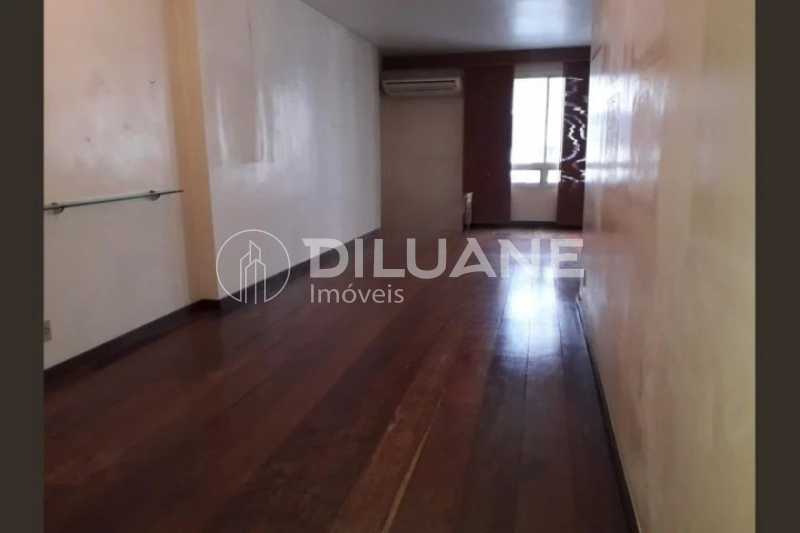 Apartamento à venda com 3 quartos, 160m² - Foto 15