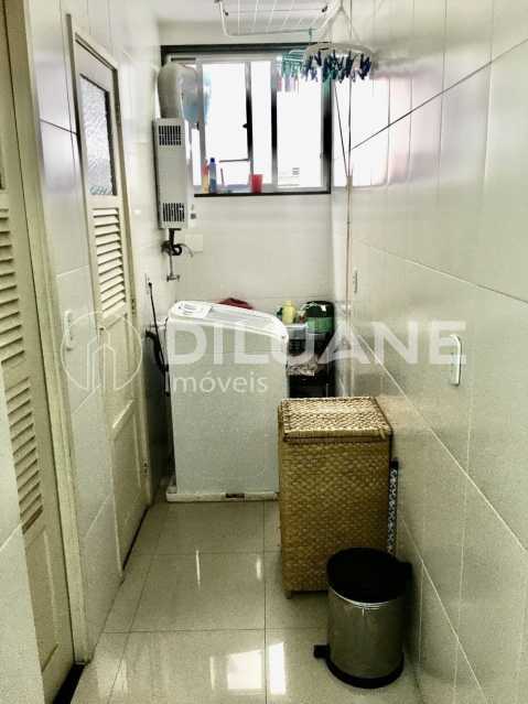 Apartamento à venda com 2 quartos, 78m² - Foto 10