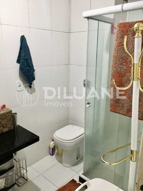 Apartamento à venda com 2 quartos, 78m² - Foto 12