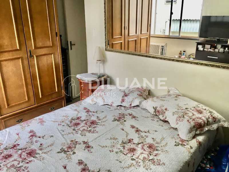 Apartamento à venda com 2 quartos, 78m² - Foto 14