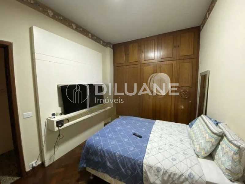 Apartamento à venda com 3 quartos, 85m² - Foto 27