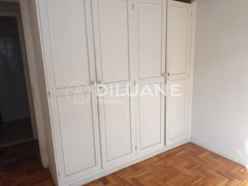 Apartamento à venda com 3 quartos, 82m² - Foto 6