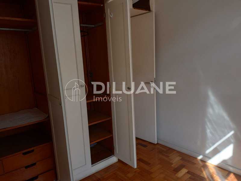 Apartamento à venda com 3 quartos, 82m² - Foto 11