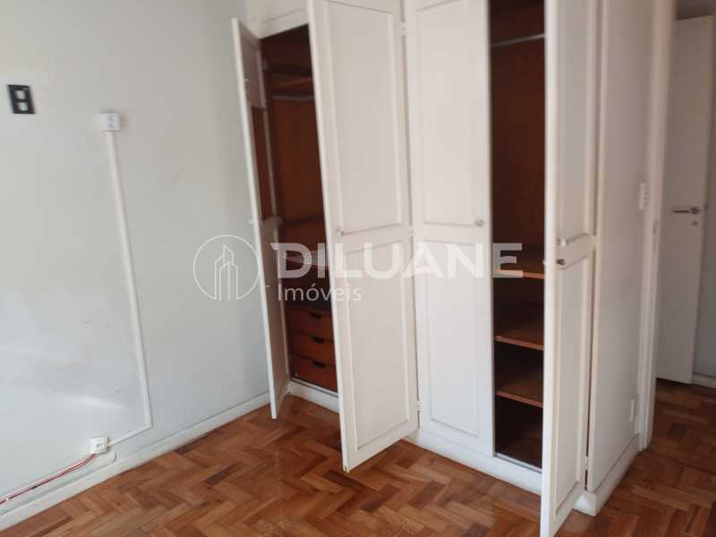 Apartamento à venda com 3 quartos, 82m² - Foto 17