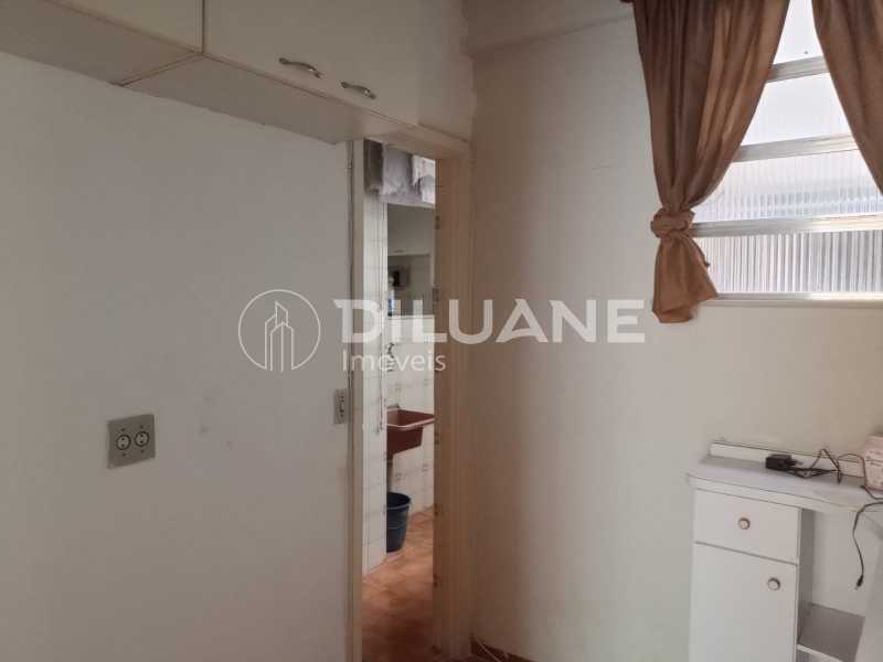 Apartamento à venda com 3 quartos, 82m² - Foto 16