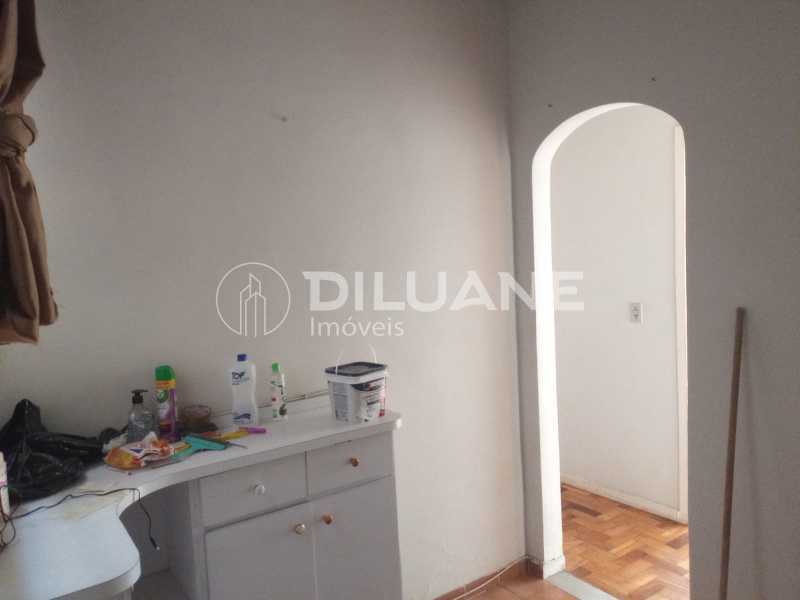 Apartamento à venda com 3 quartos, 82m² - Foto 15