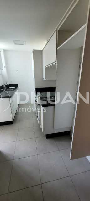 Apartamento à venda com 2 quartos, 86m² - Foto 30