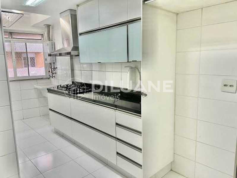 Apartamento à venda com 3 quartos, 103m² - Foto 7