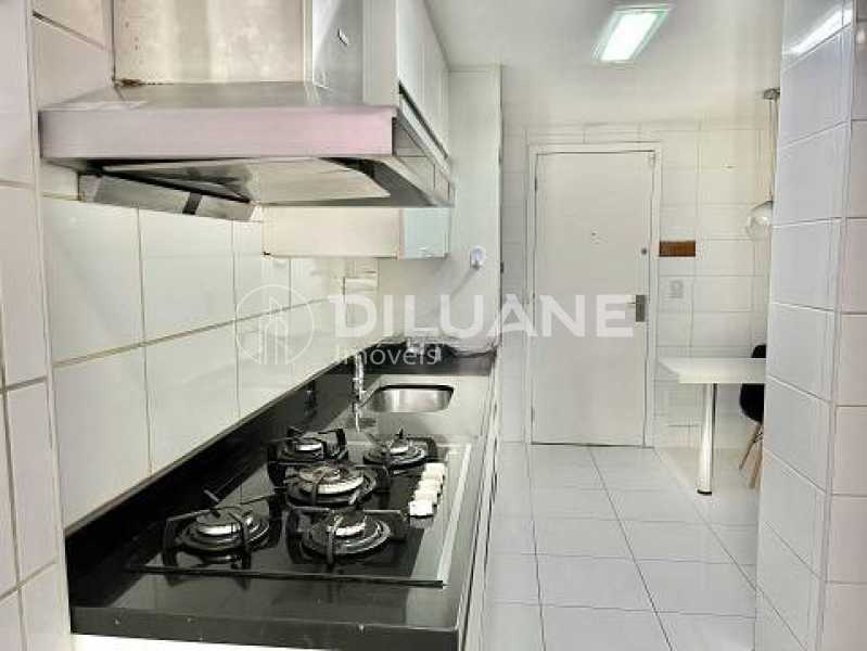 Apartamento à venda com 3 quartos, 103m² - Foto 8