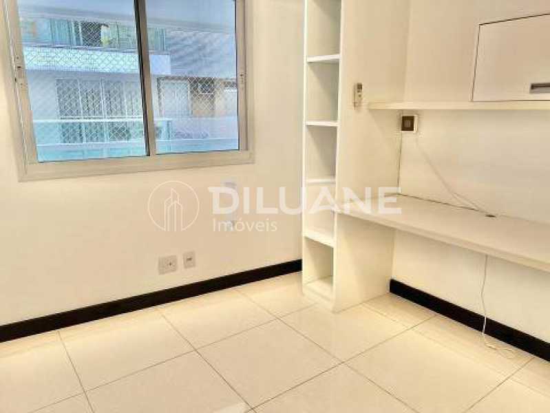 Apartamento à venda com 3 quartos, 103m² - Foto 11