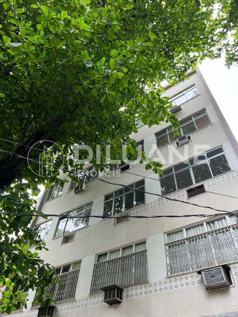 Apartamento à venda com 3 quartos, 140m² - Foto 4