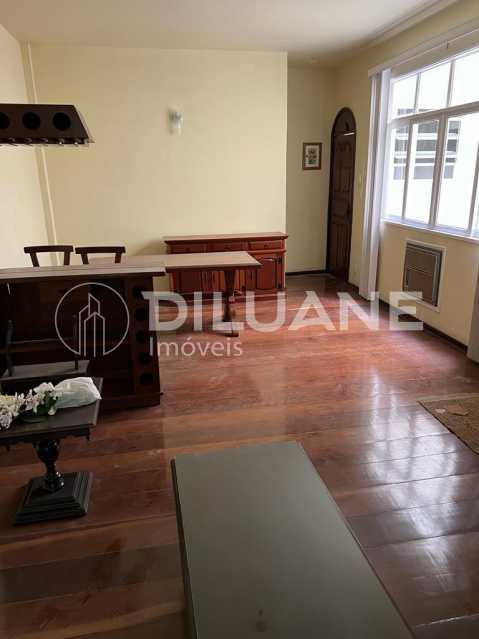 Apartamento à venda com 3 quartos, 140m² - Foto 27