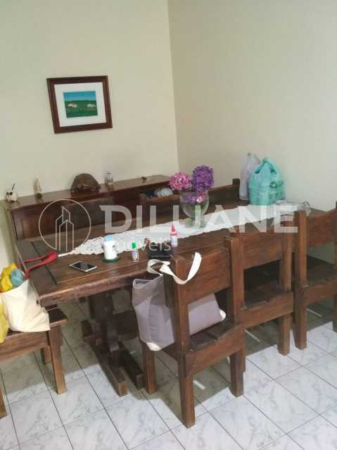 Apartamento à venda com 2 quartos, 89m² - Foto 2