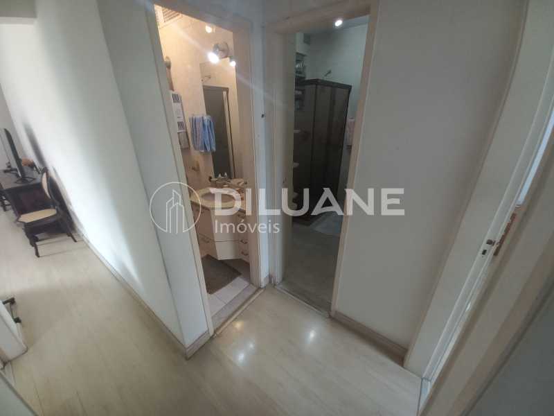 Apartamento à venda com 3 quartos, 98m² - Foto 13