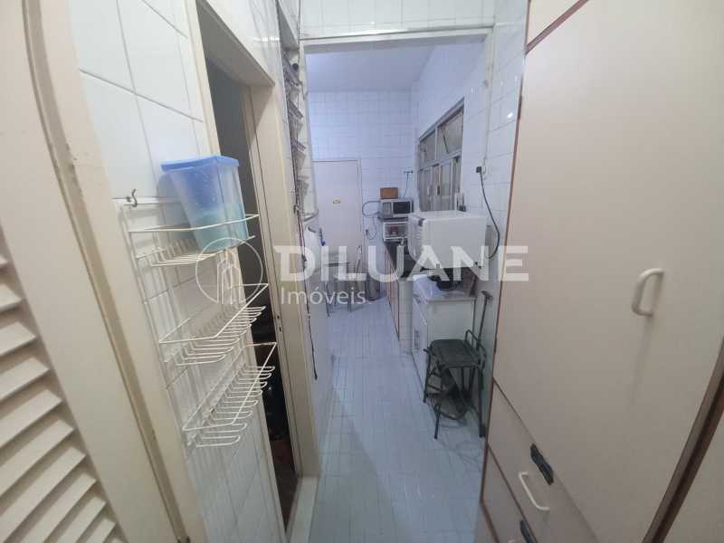 Apartamento à venda com 3 quartos, 98m² - Foto 24