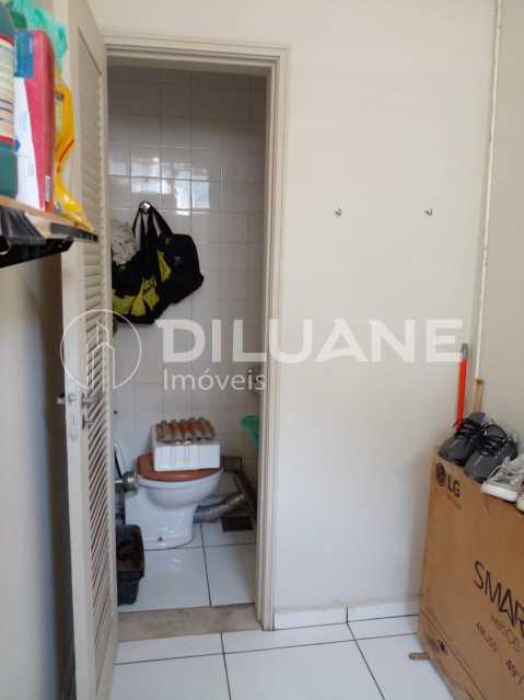 Apartamento à venda com 2 quartos, 74m² - Foto 8