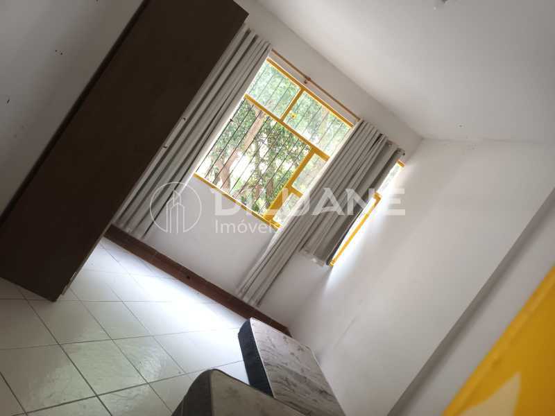 Apartamento à venda e aluguel com 1 quarto, 35m² - Foto 2