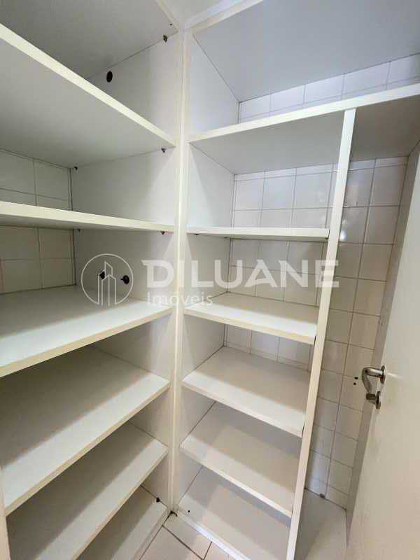 Apartamento à venda e aluguel com 2 quartos, 100m² - Foto 19