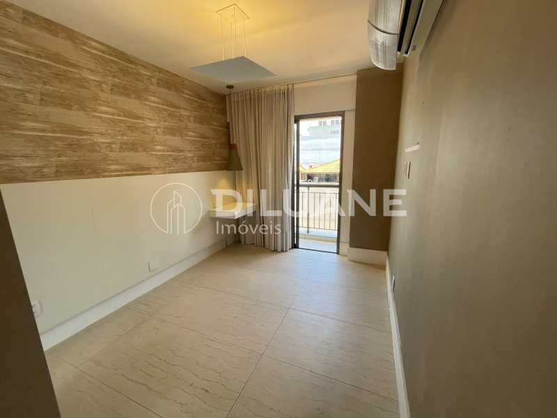 Apartamento à venda e aluguel com 2 quartos, 100m² - Foto 21