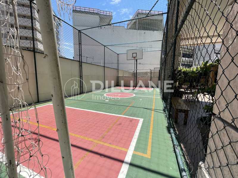 Apartamento à venda e aluguel com 2 quartos, 100m² - Foto 48