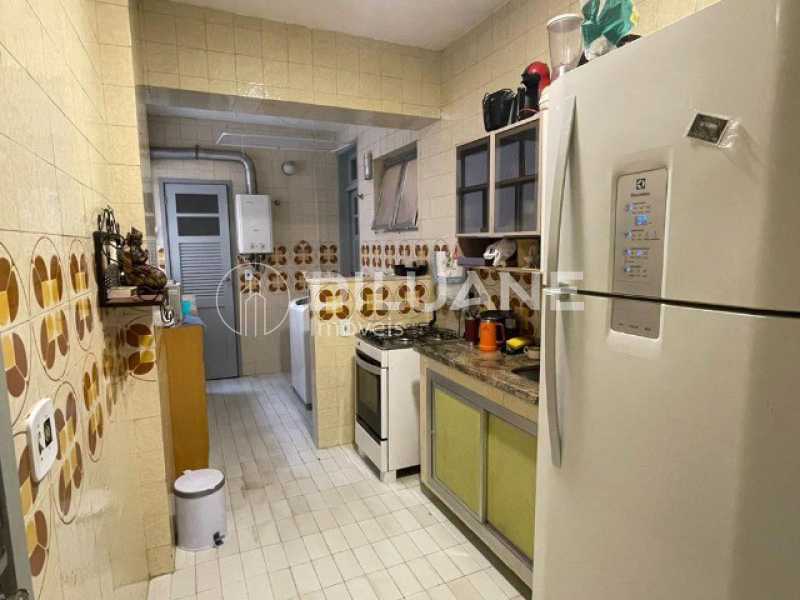 Apartamento à venda com 2 quartos, 90m² - Foto 10