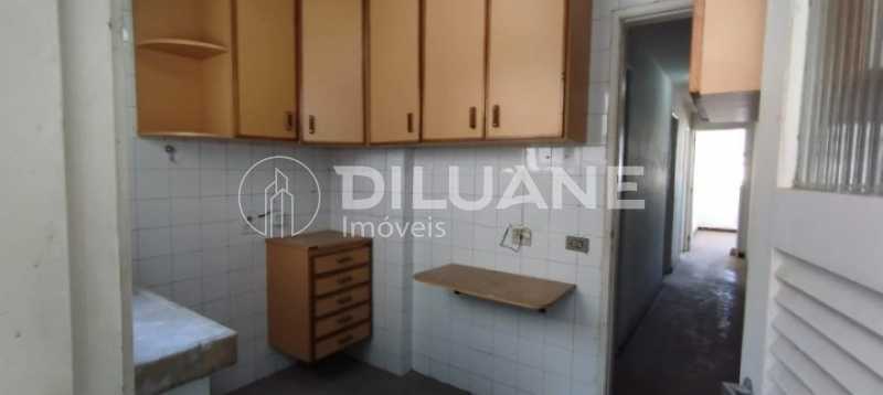 Apartamento à venda com 3 quartos, 97m² - Foto 14