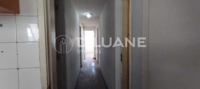 Apartamento à venda com 3 quartos, 97m² - Foto 17