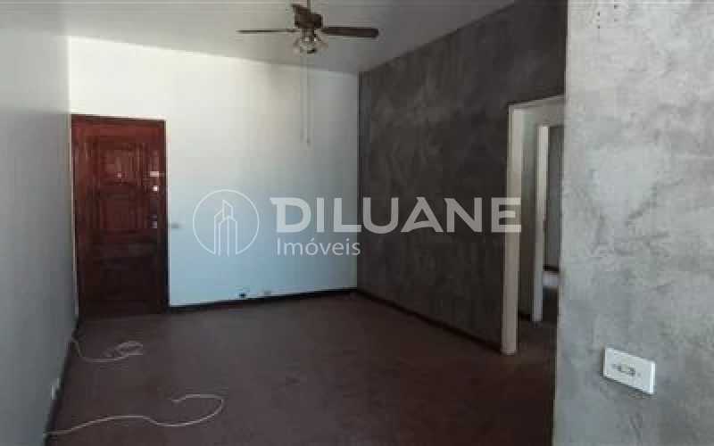 Apartamento à venda com 3 quartos, 97m² - Foto 28