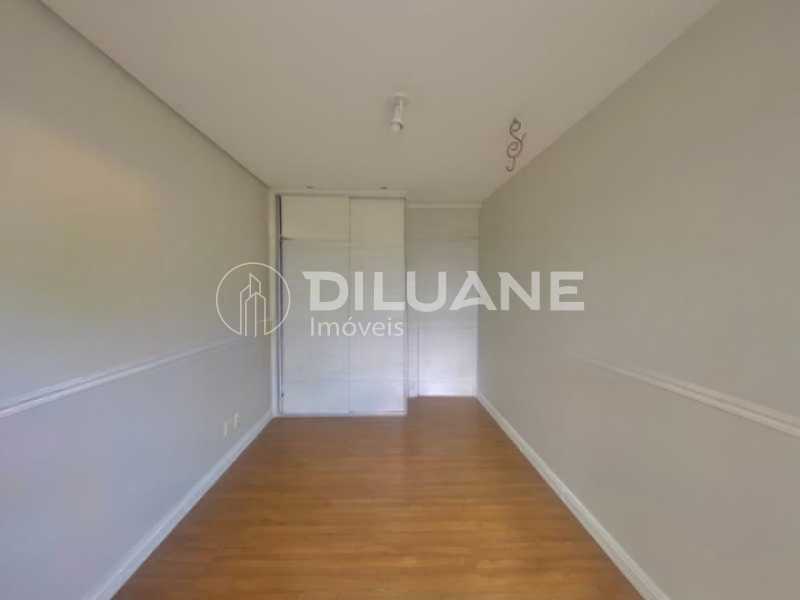 Apartamento à venda com 2 quartos, 96m² - Foto 11