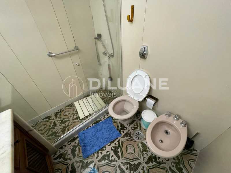 Apartamento à venda com 4 quartos, 166m² - Foto 18