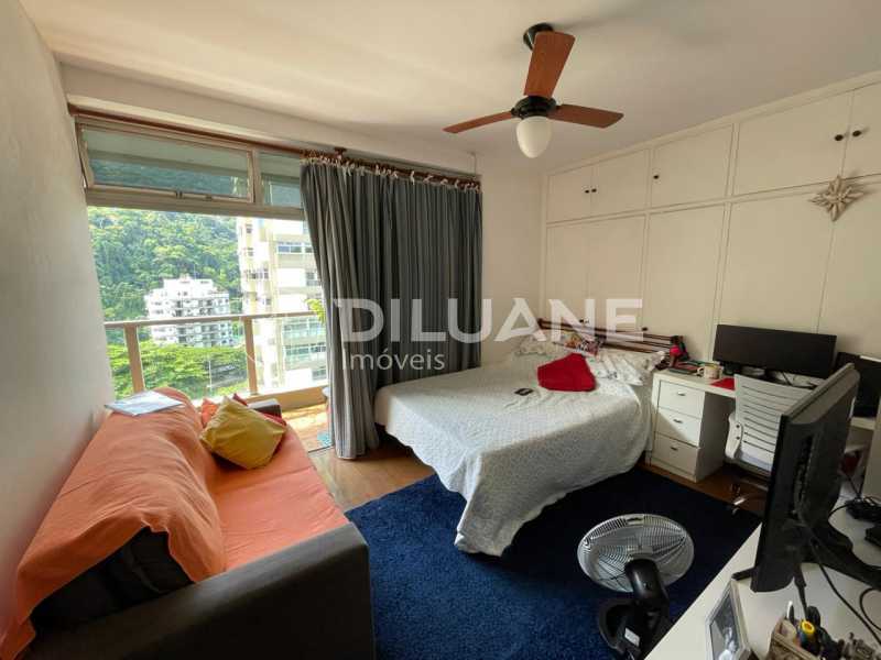 Apartamento à venda com 4 quartos, 166m² - Foto 23