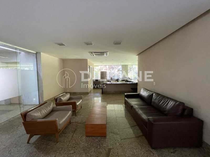 Apartamento à venda com 4 quartos, 166m² - Foto 42