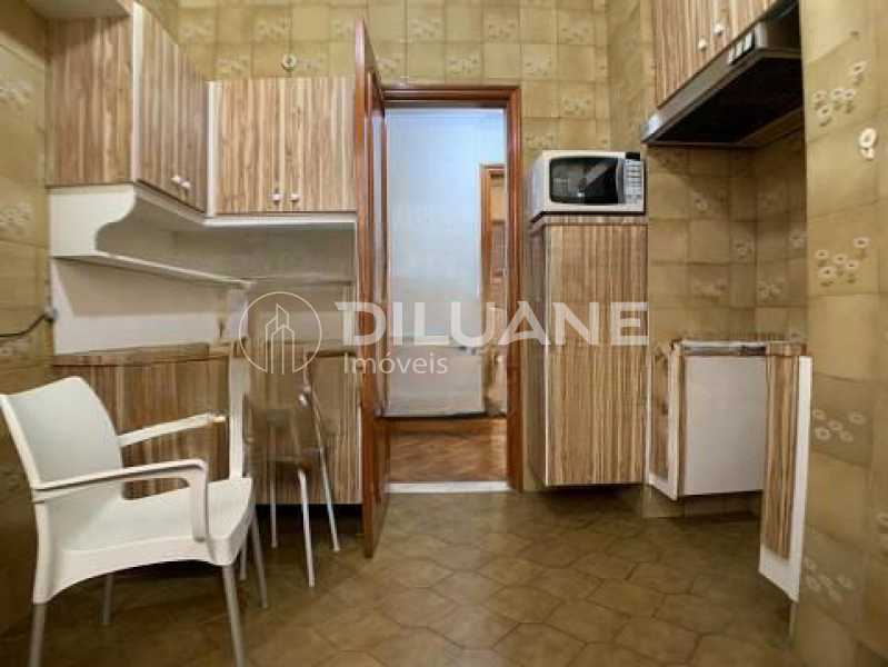 Apartamento à venda com 2 quartos, 80m² - Foto 9