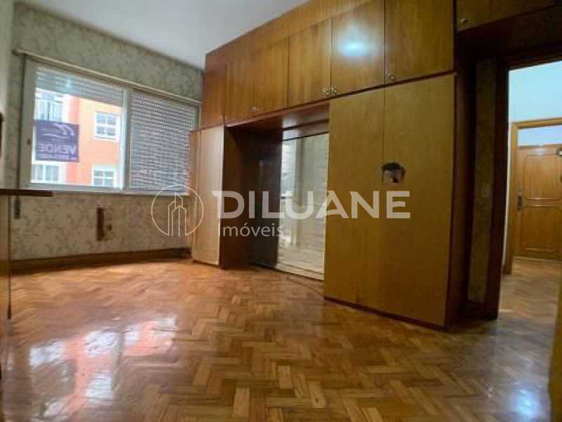 Apartamento à venda com 2 quartos, 80m² - Foto 12