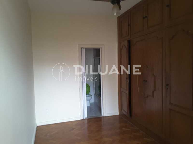 Apartamento à venda com 3 quartos, 95m² - Foto 11