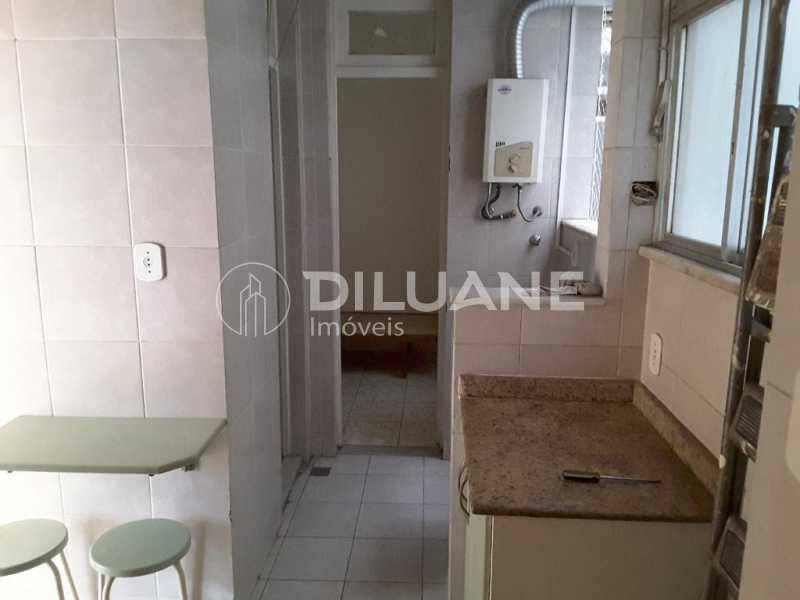 Apartamento à venda com 3 quartos, 95m² - Foto 15