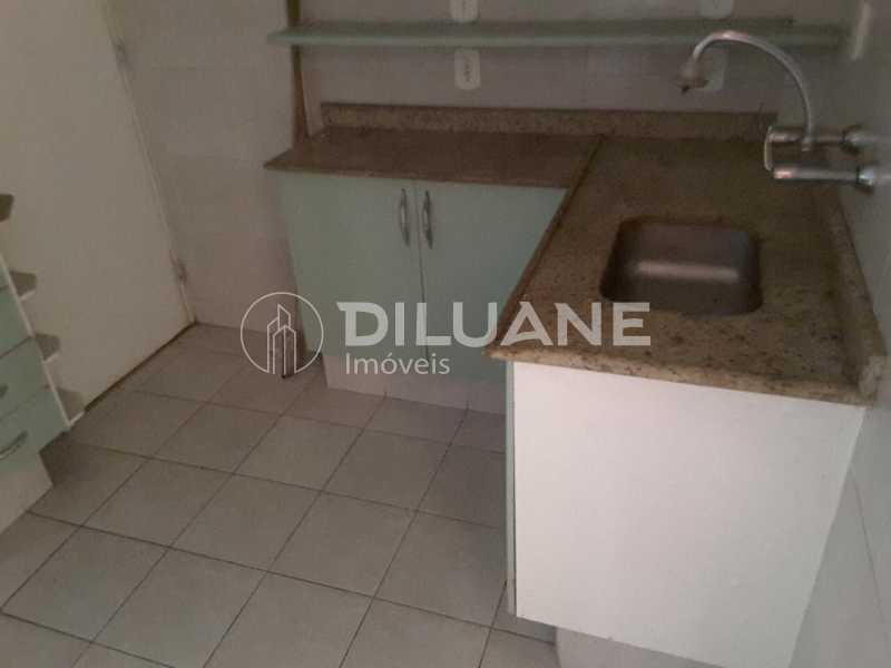 Apartamento à venda com 3 quartos, 95m² - Foto 17