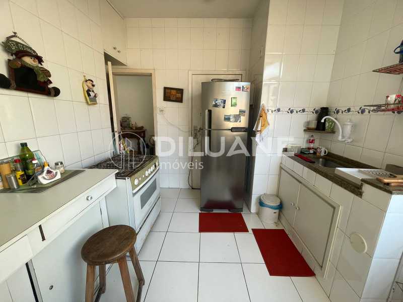 Cobertura à venda com 2 quartos, 130m² - Foto 5