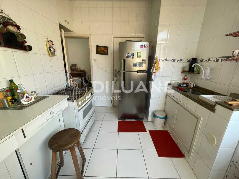 Cobertura à venda com 2 quartos, 130m² - Foto 6