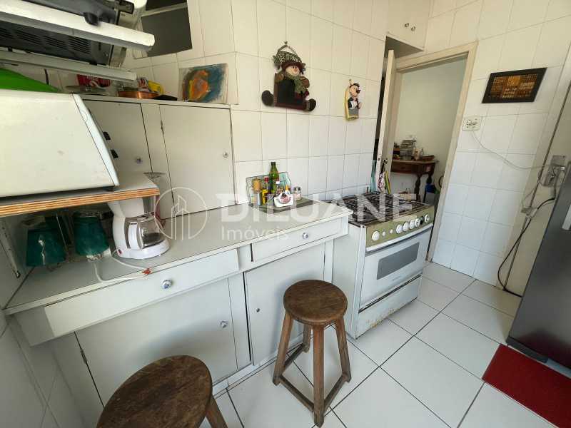 Cobertura à venda com 2 quartos, 130m² - Foto 9