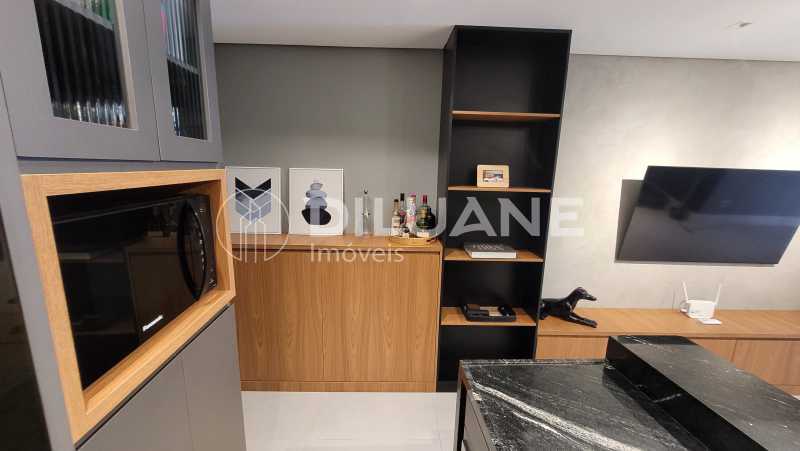 Apartamento à venda com 2 quartos, 79m² - Foto 13