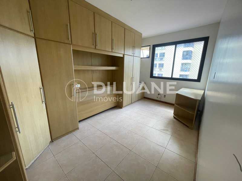 Apartamento à venda com 3 quartos, 122m² - Foto 20