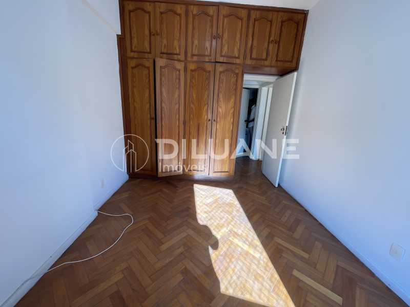 Apartamento à venda com 3 quartos, 120m² - Foto 18