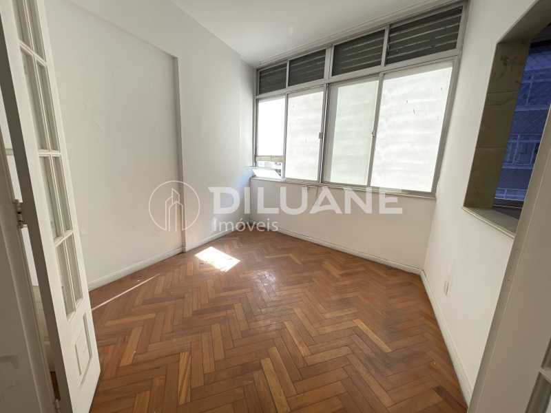 Apartamento à venda com 3 quartos, 120m² - Foto 23